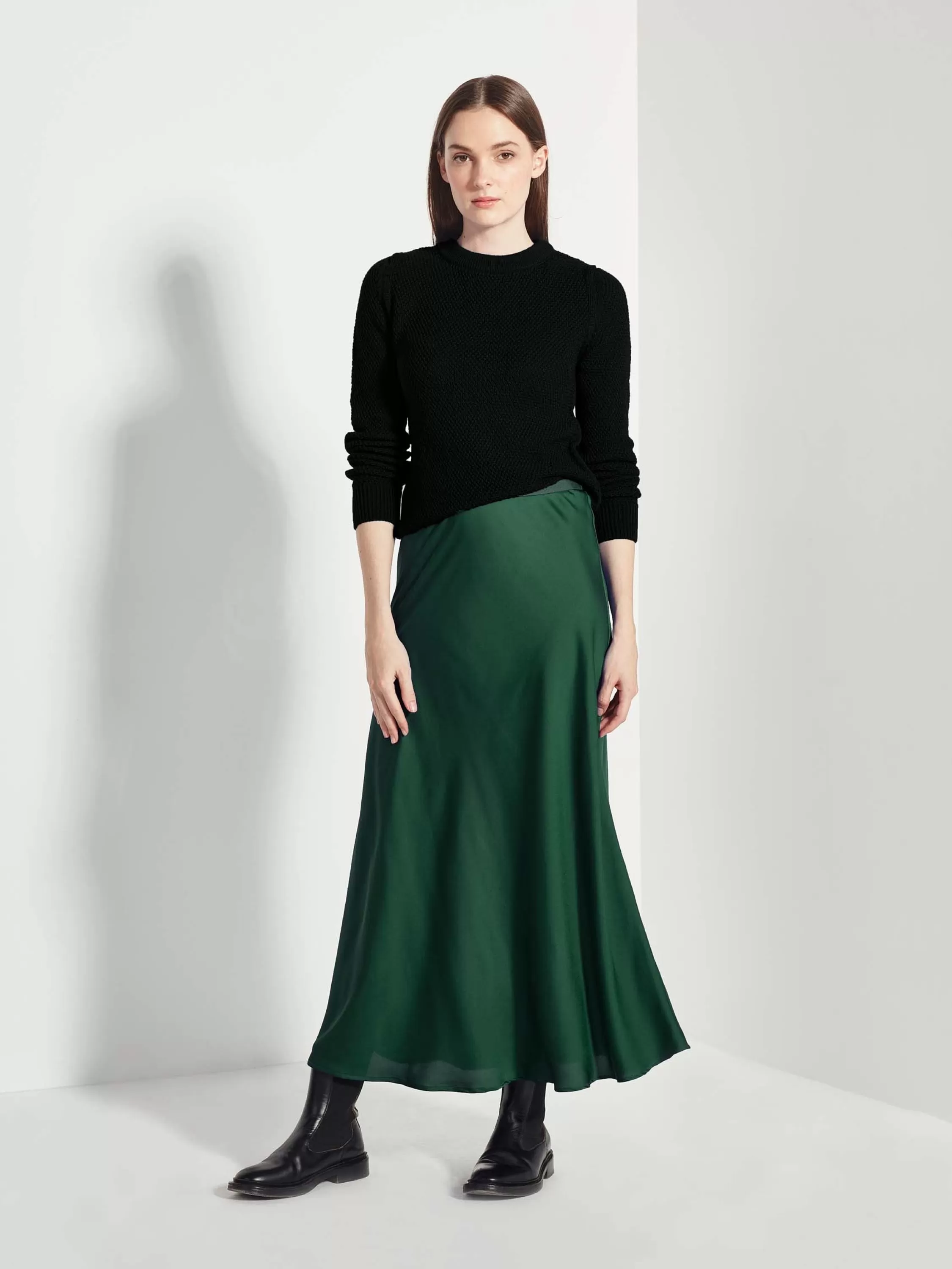 Skirts>Juliette Hogan Elle Skirt Luxe Satin Emerald