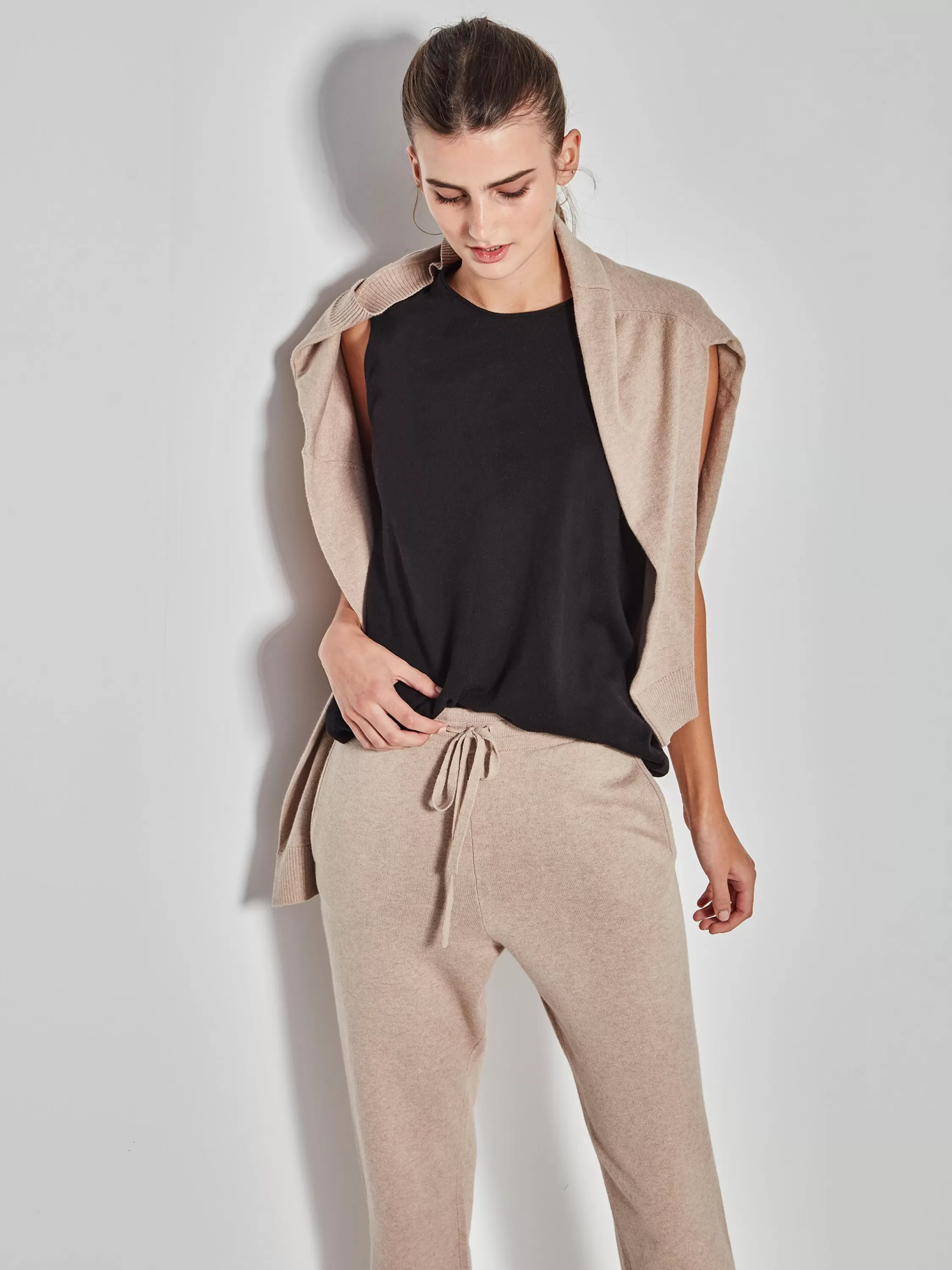 Knitwear>Juliette Hogan Jhl Slim Trackpant Cotton Cashmere Biscuit Marle