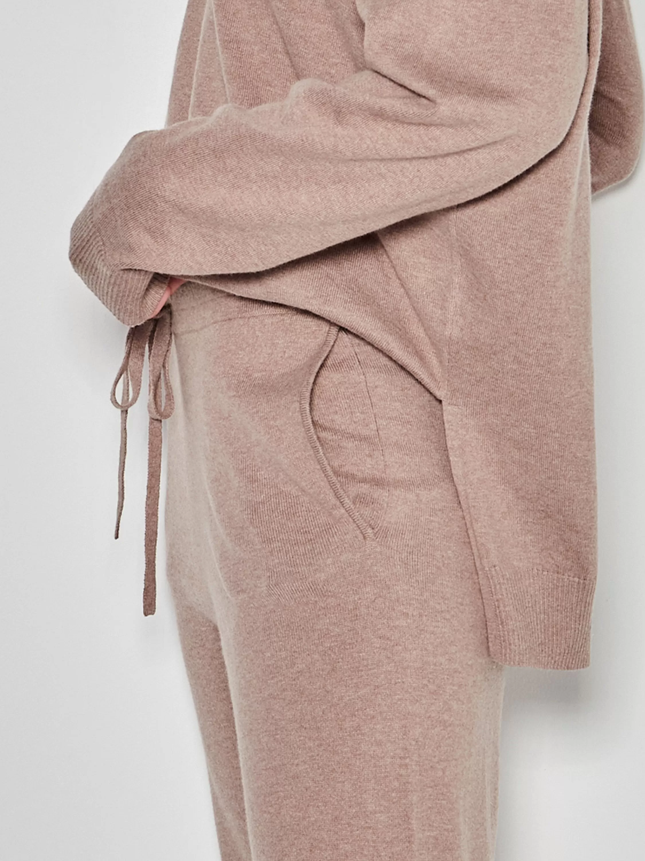 Knitwear>Juliette Hogan Jhl Slim Trackpant Cotton Cashmere Rosewood Marle