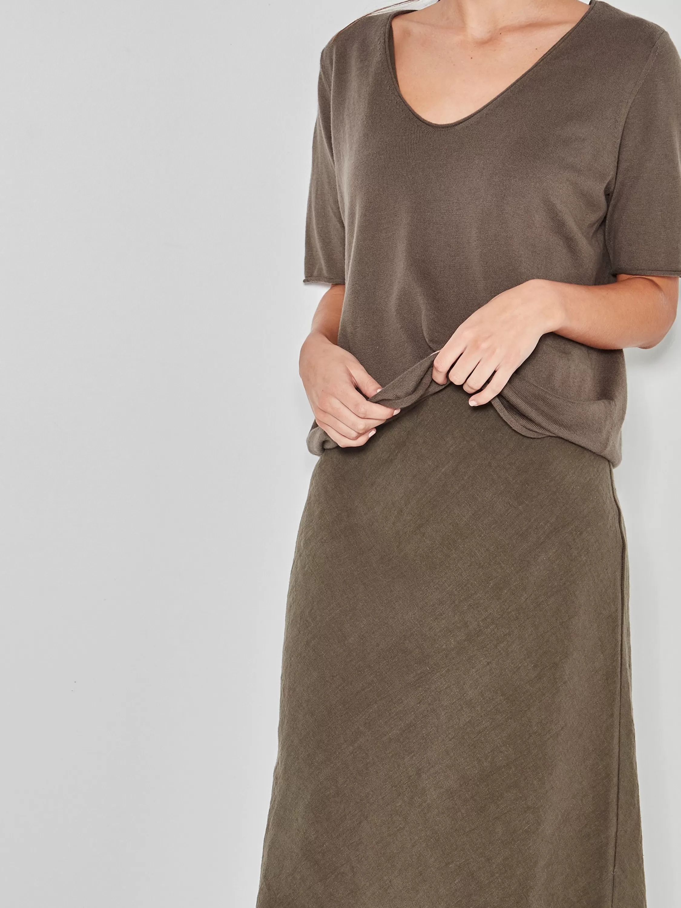 Tops & Tees>Juliette Hogan Jhl V-Neck T Fine Cotton Cashmere Soft Khaki