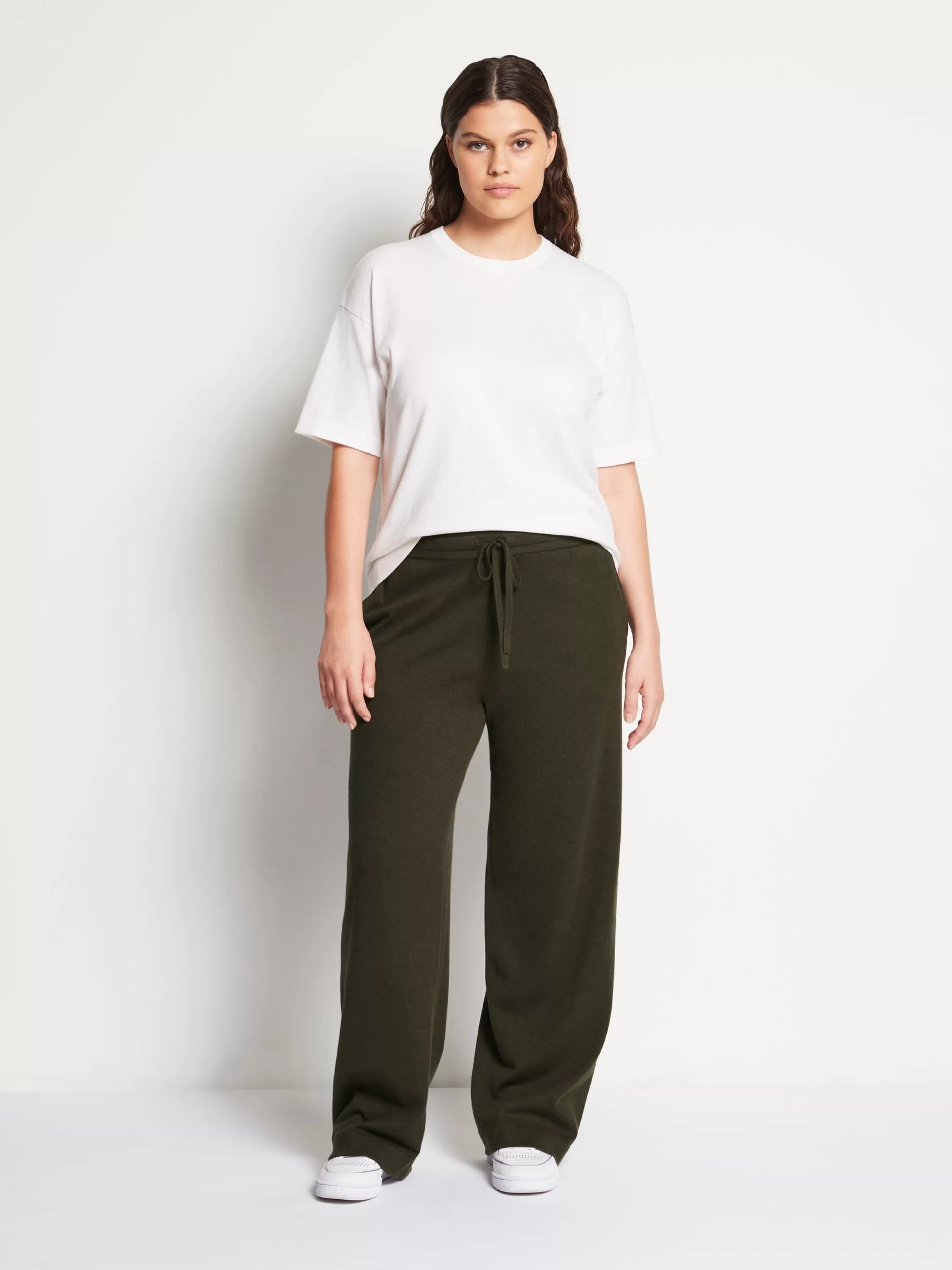 Knitwear>Juliette Hogan Jhl Wide Trackpant Cotton Cashmere Spruce